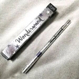 CIATÉ WONDERWAND GEL KOHL EYELINER IN COLOR INDIGO. New